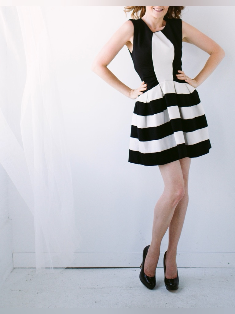 Chic And Flattering Dress (8)